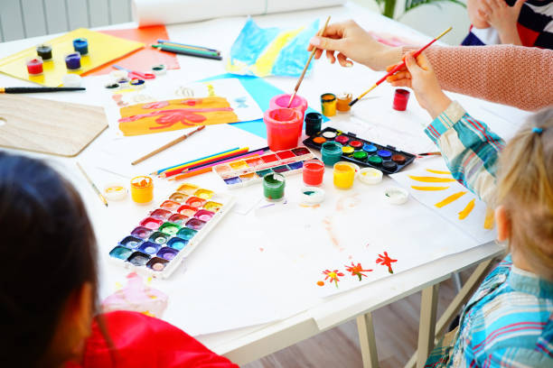 istock Art lesson in kindergarten 675623676