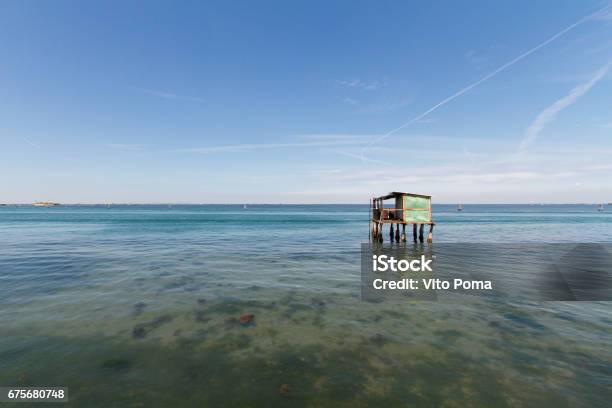 Kuvapankin valokuva otsikolla Kalastajatalo Pellestrinassa Venetsialaisen Laguunin Saarella – Lataa kuva nyt