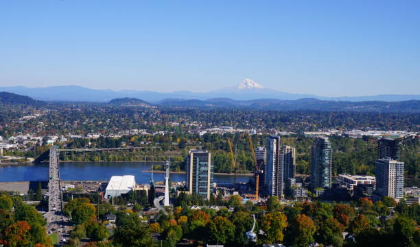 istock Oregon Capital, Portland. 675688302