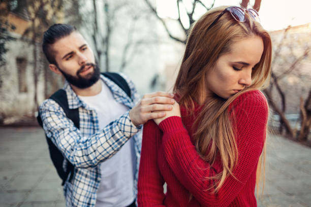istock Arguing on the street 675716198