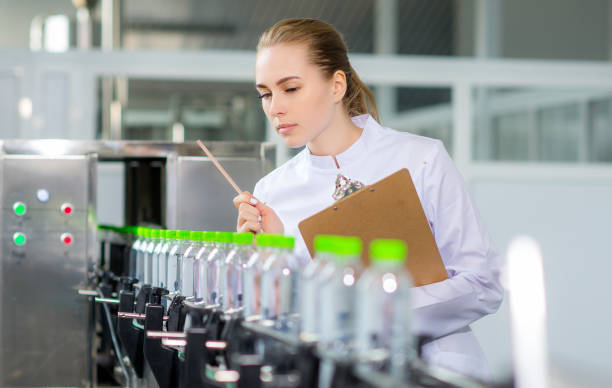 istock Specialist on a water factory 675930632