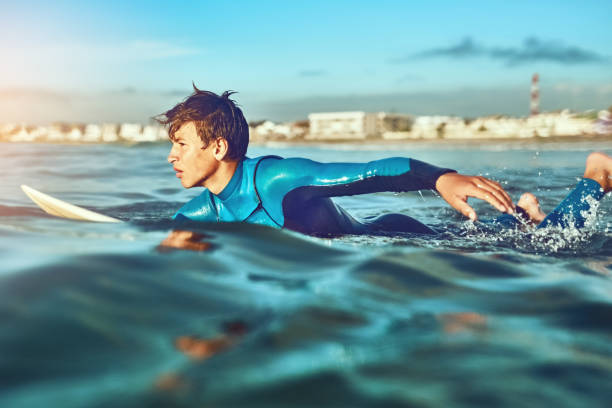 istock Surfing is a test to see what you're made of 675941476
