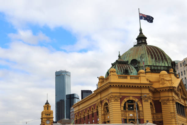 istock Flinders Street railway station 675980838
