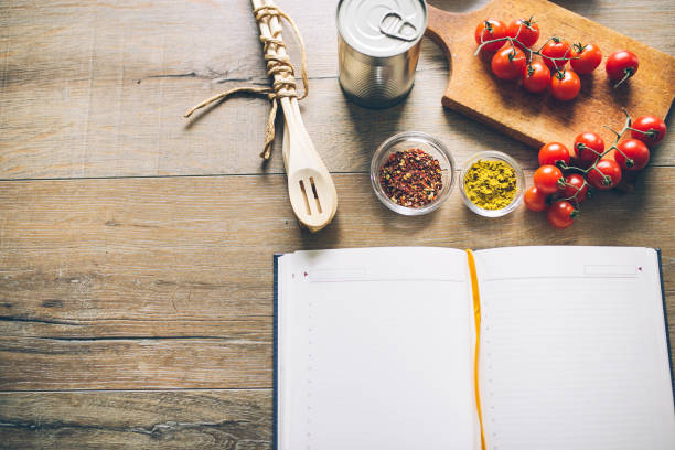 istock Tomato sauce recipe 676068466