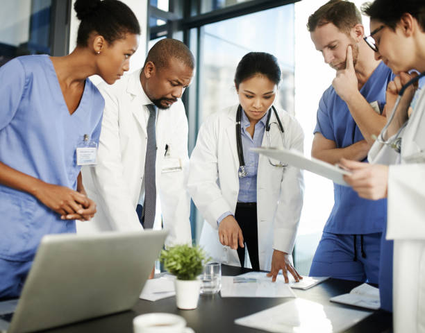istock Diagnosing a mystery illness together 677175322