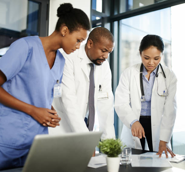 istock These are the symptoms the patient presented with 677175788
