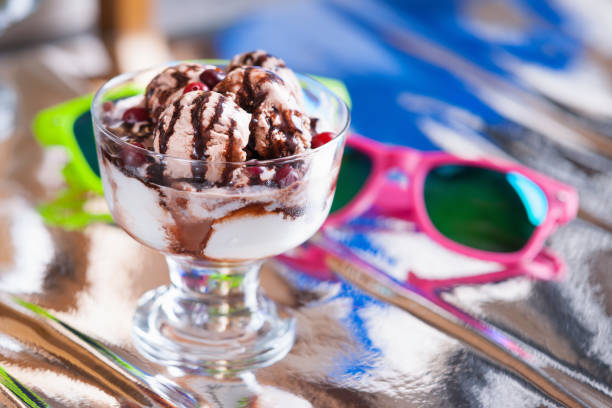 istock Ice cream sundae and sun glasses 677233548