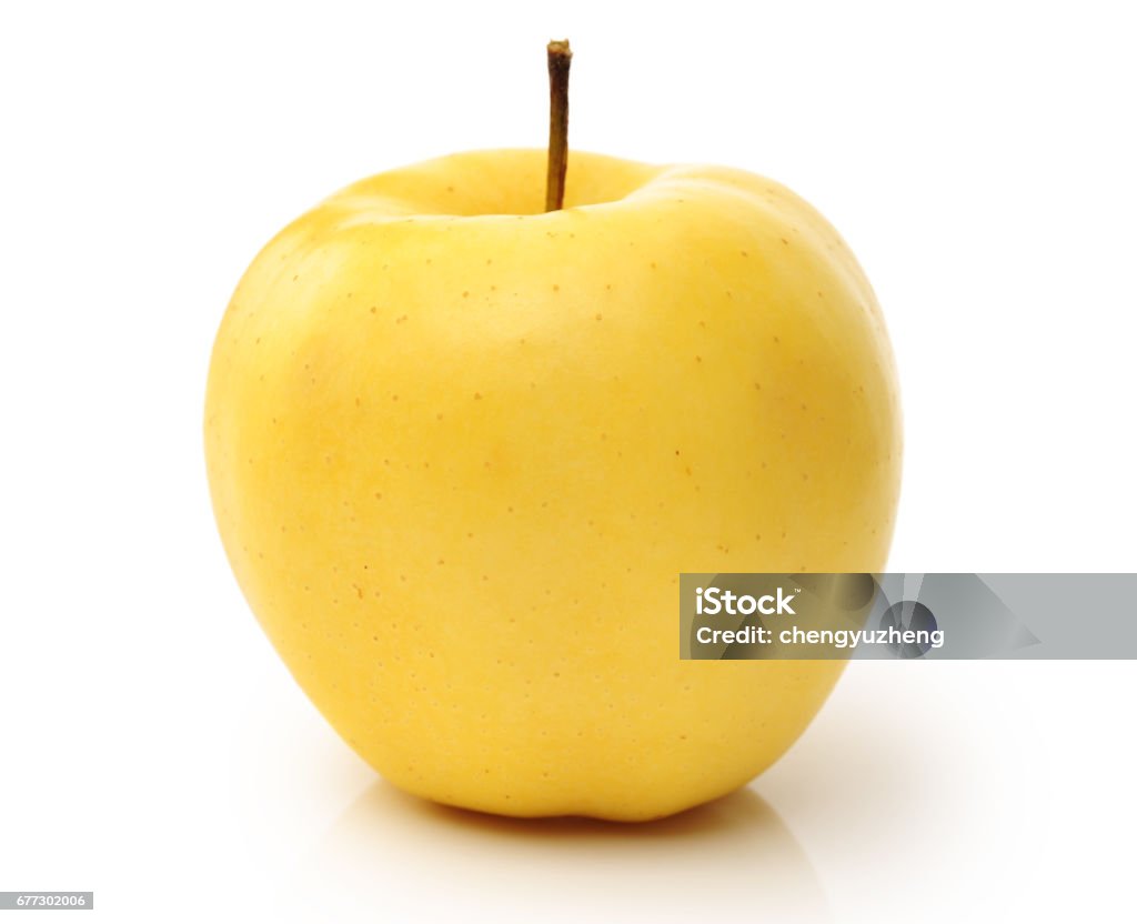 https://media.istockphoto.com/id/677302006/photo/yellow-apples-isolated-on-white-background.jpg?s=1024x1024&w=is&k=20&c=Lm88WcyYW1yBF7Rmg11CSuHdq-ASX7-tUXUNyZrEaV8=