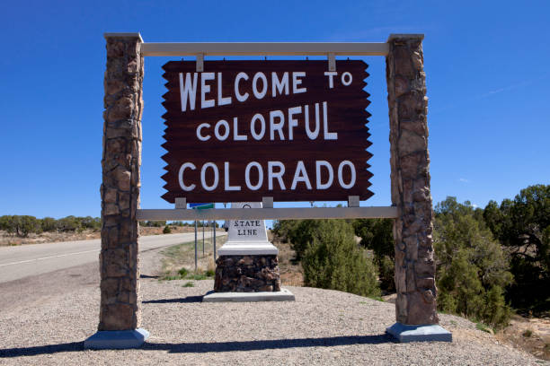istock Welcome to Colorado Sign 677695830