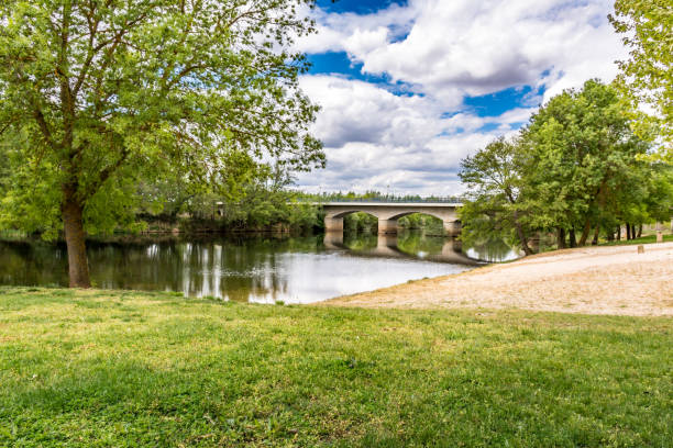 istock Bridge over the Tera River in Zamora (Spain) 678034460