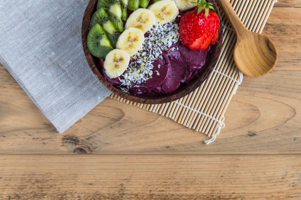 istock Acai bowl with spoon and napkin 678197262