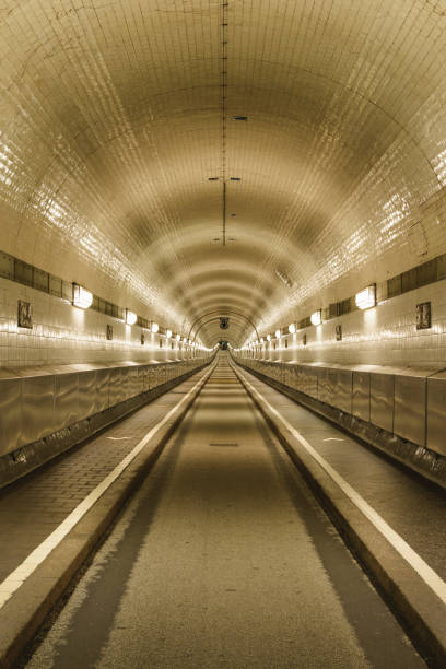 istock St- Pauli Elbe tunnel, Hamburg, Germany 678201516