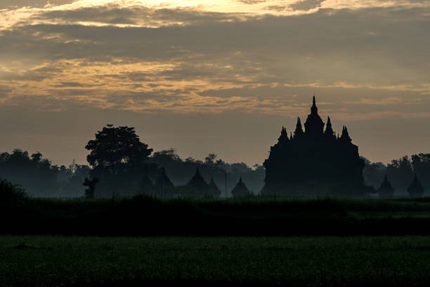 istock Sunrise in Plaosan Temple 678398426