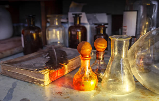 alchemy - old laboratory alchemy alchemist imagens e fotografias de stock