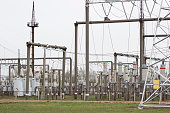 hochspannungs-elektroproduktion-und-umspannwerk.jpg?b=1&s=170x170&k=20&c=40vb1_mCUpwb97H1oJWpThnyBgXhS1ibL-MABWshjyE=