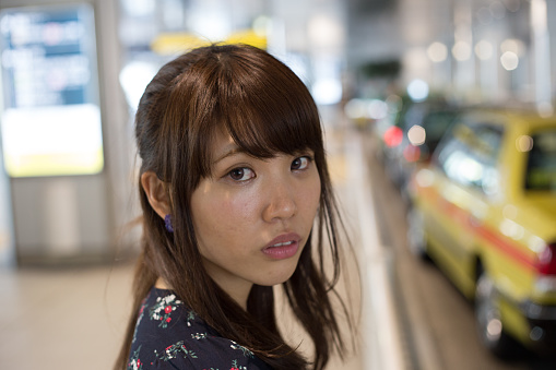 Bus Terminal Women