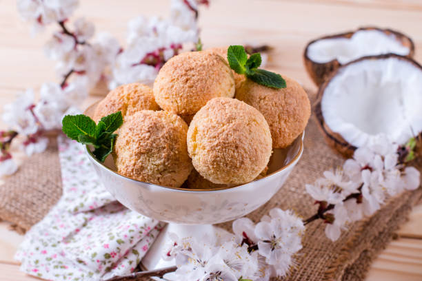 istock Homemade coconut cookies 678573918