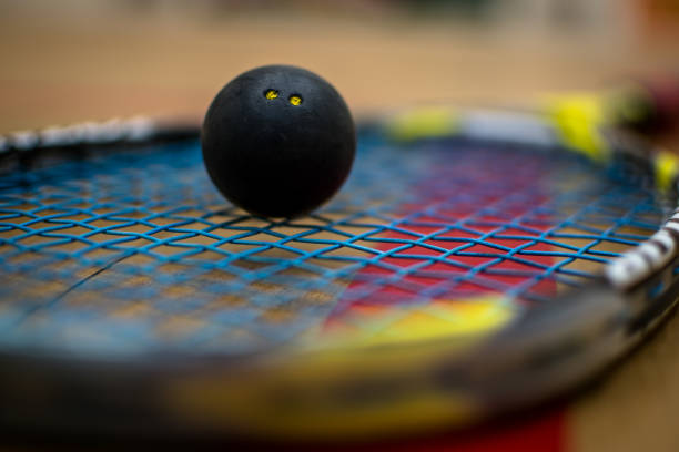 squashball - squash racket stock-fotos und bilder