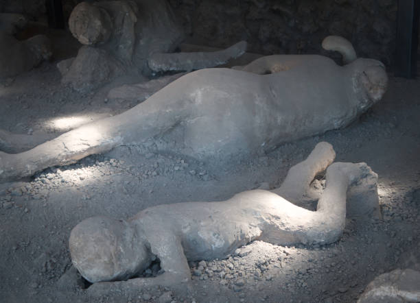 istock Victims covered in ash, Pompeii 678928350
