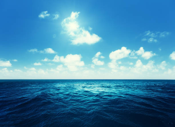 istock perfect sky and tropical ocean 678933562