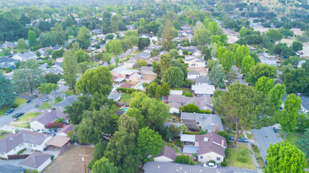 istock AERIAL of HOUSES 679155496