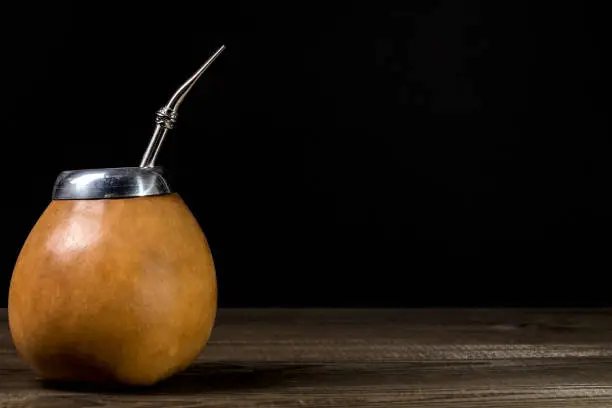 yerba mate in gourd matero with accesories