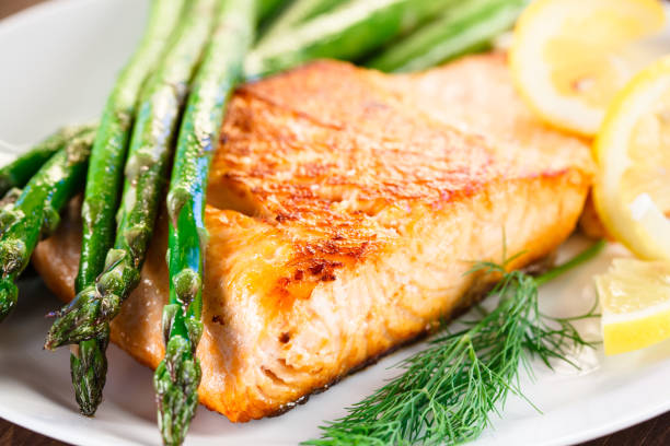 istock Grilled salmon and asparagus 679706274