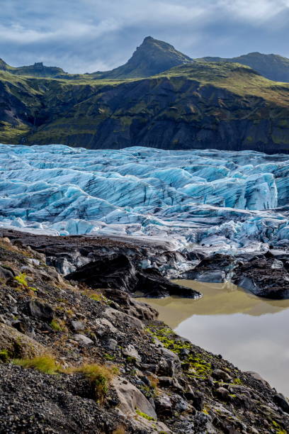 istock Svinafellsjokull glacier in Iceland 679758202