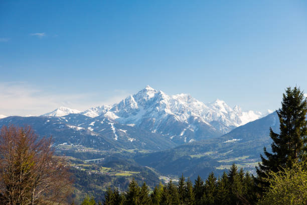 istock Waldrastspitze Serles in Tirol, Austria 679758310