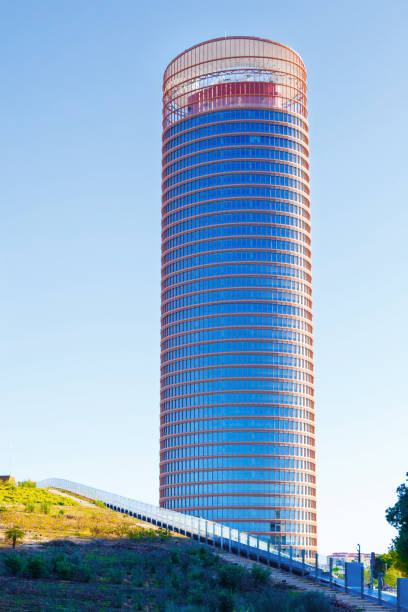 istock Modern business office skyscraper in commercial district. 679794390
