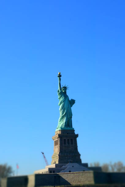 istock Statue of Liberty -Photo effect 679801638