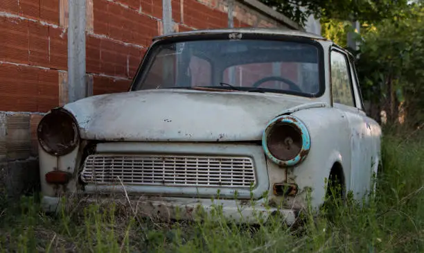 abandoned old car-TRABANT