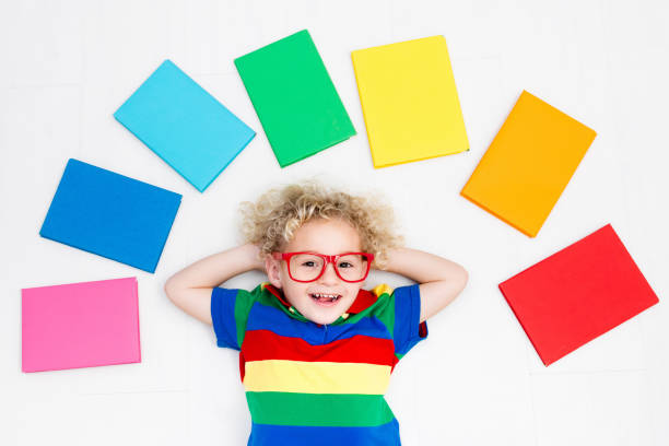 child reading books. school for kids. - 12014 imagens e fotografias de stock