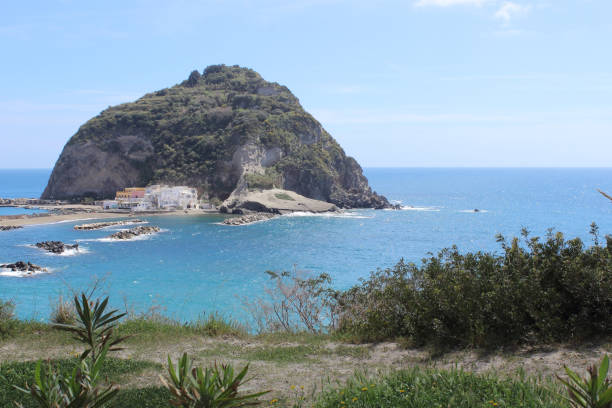 istock Small Italian village from the trail 679916570