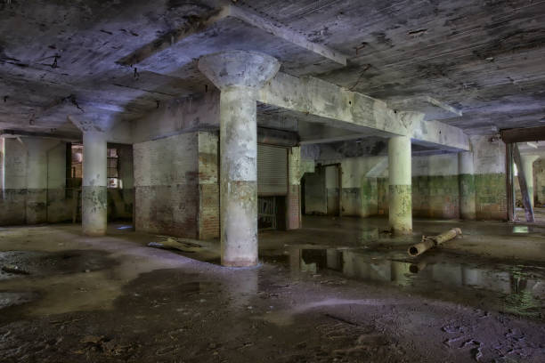 istock Creepy basement with water 679950620