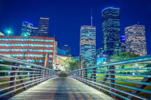 istock Buffalo Bayou City Walk at Night 680008888