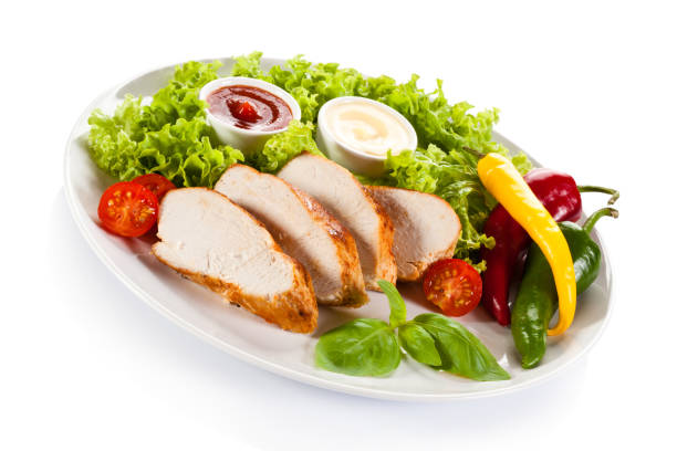 istock Grilled chicken fillet and vegetables 680050730