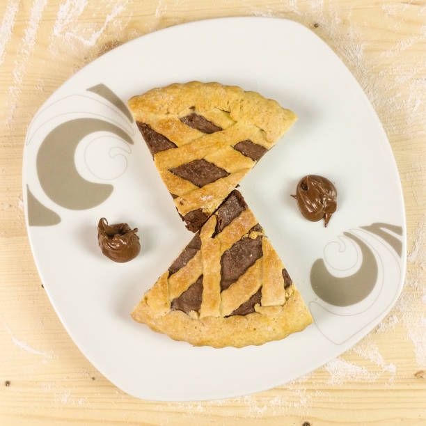 istock Tart with chocolate cream on wooden background - top view 680122174