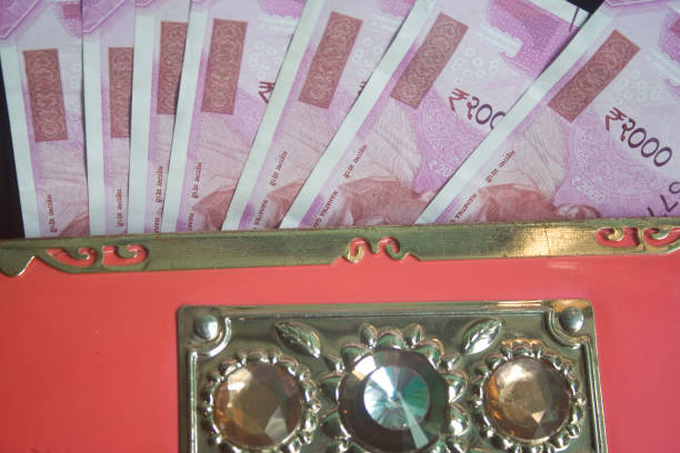 istock Indian currency notes in a ladies wallet 680138132