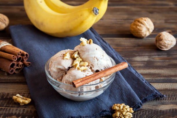 istock raw vegan banana and cinnamon ice cream 680200572