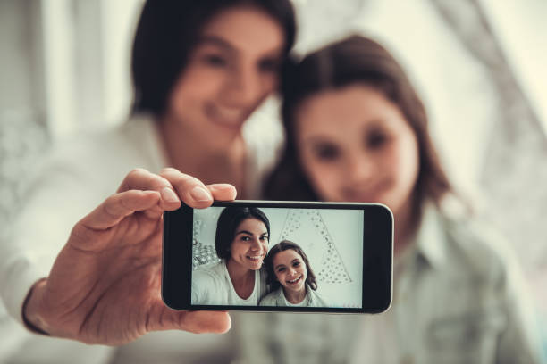 istock Mom and daughter 680261650
