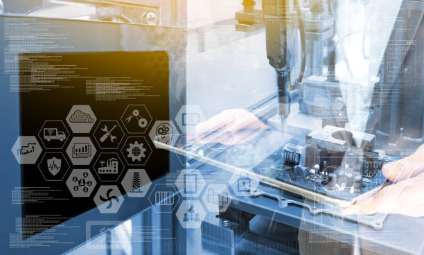 Industry4.0 concept .Business man holding tablet with industry graphic sign and blue tone of automate wireless Robot arm in smart factory background. Double exposure , blue tone , flare light concepto de industry4.0. negocio hombre celebración de la tableta con signo gráfico de la industria y el tono azul de automatizar inalámbrico brazo robot en el fondo de la fábrica inteligente. tono doble exposición, azul, luz de destello