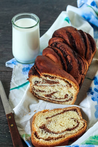 istock Swirl Brioche with chocolate 680275224