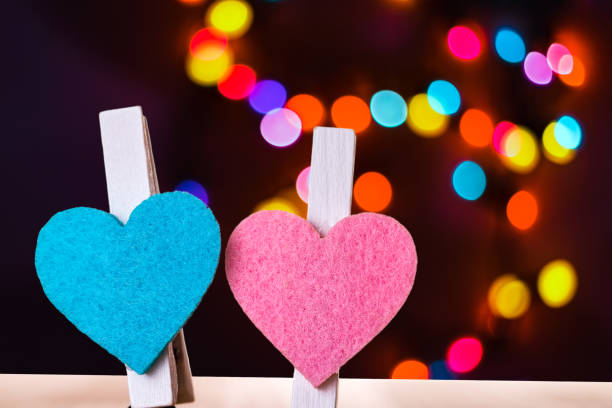 istock Blue and pink hearts on a clips. 680276152