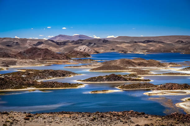 istock Laguna Cotatotani in Park Lauca 680280968