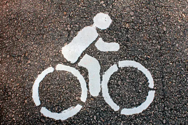 Sign of a bike on the road