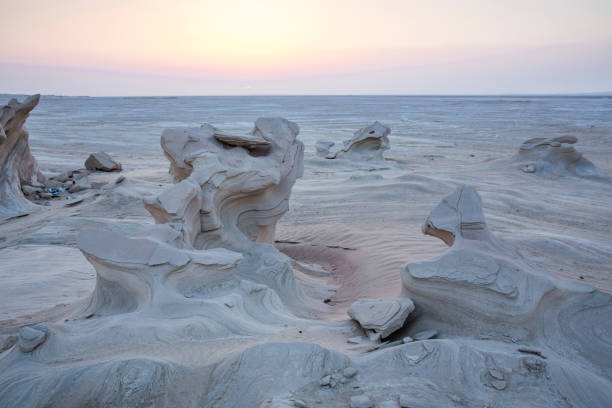 istock sand formations in a desert near Abu Dhabi 680352198