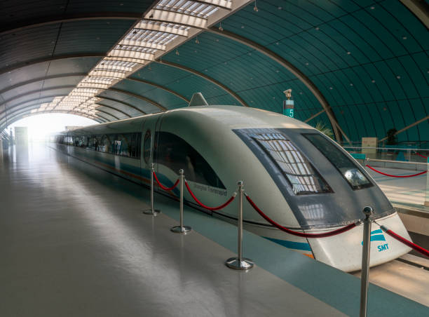 shanghai maglev train in station - transrapid international imagens e fotografias de stock