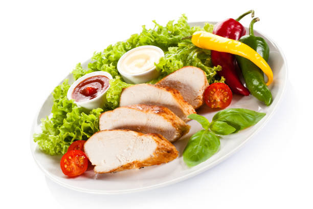 istock Grilled chicken fillet and vegetables 680660608