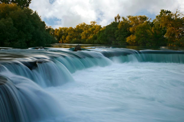 водопад манавгат - waterfall antalya turkey forest стоковые фото и изображения